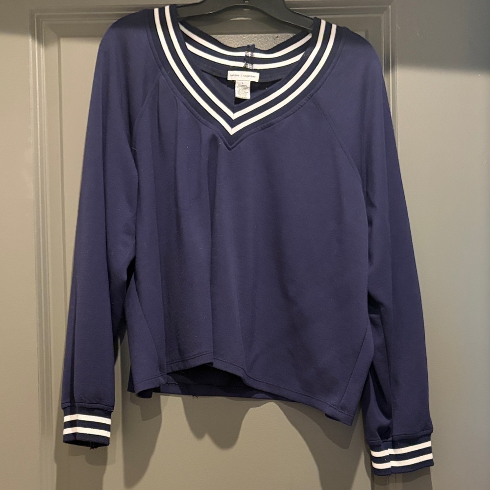 Navy Blue V-Neck Long Sleeve Athletic Windbreaker